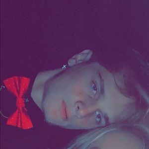 Meet your Posher, Cameron